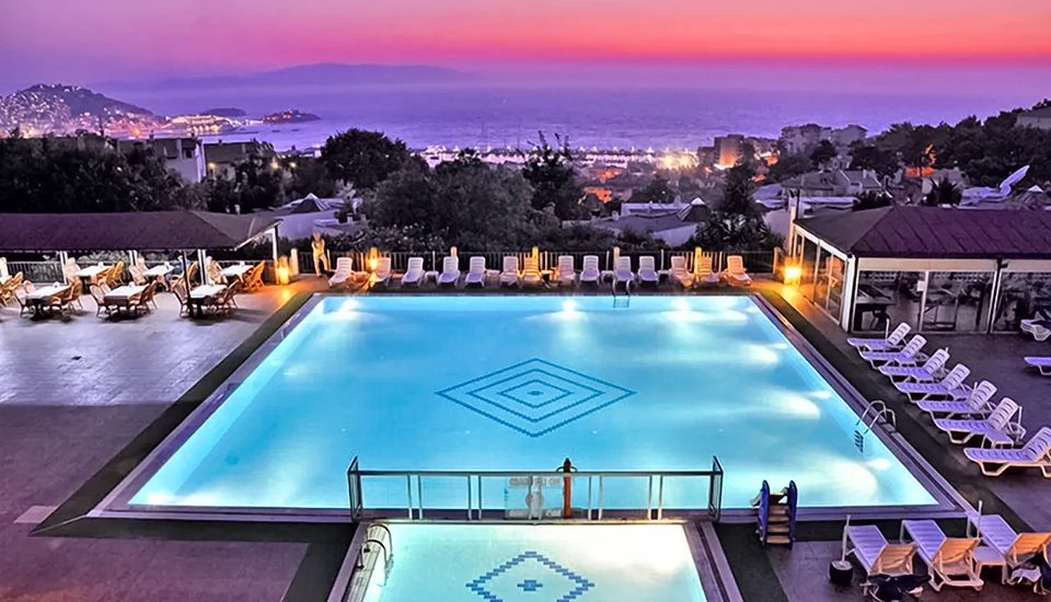 هتل سی ویو سوئیت کوش آداسی